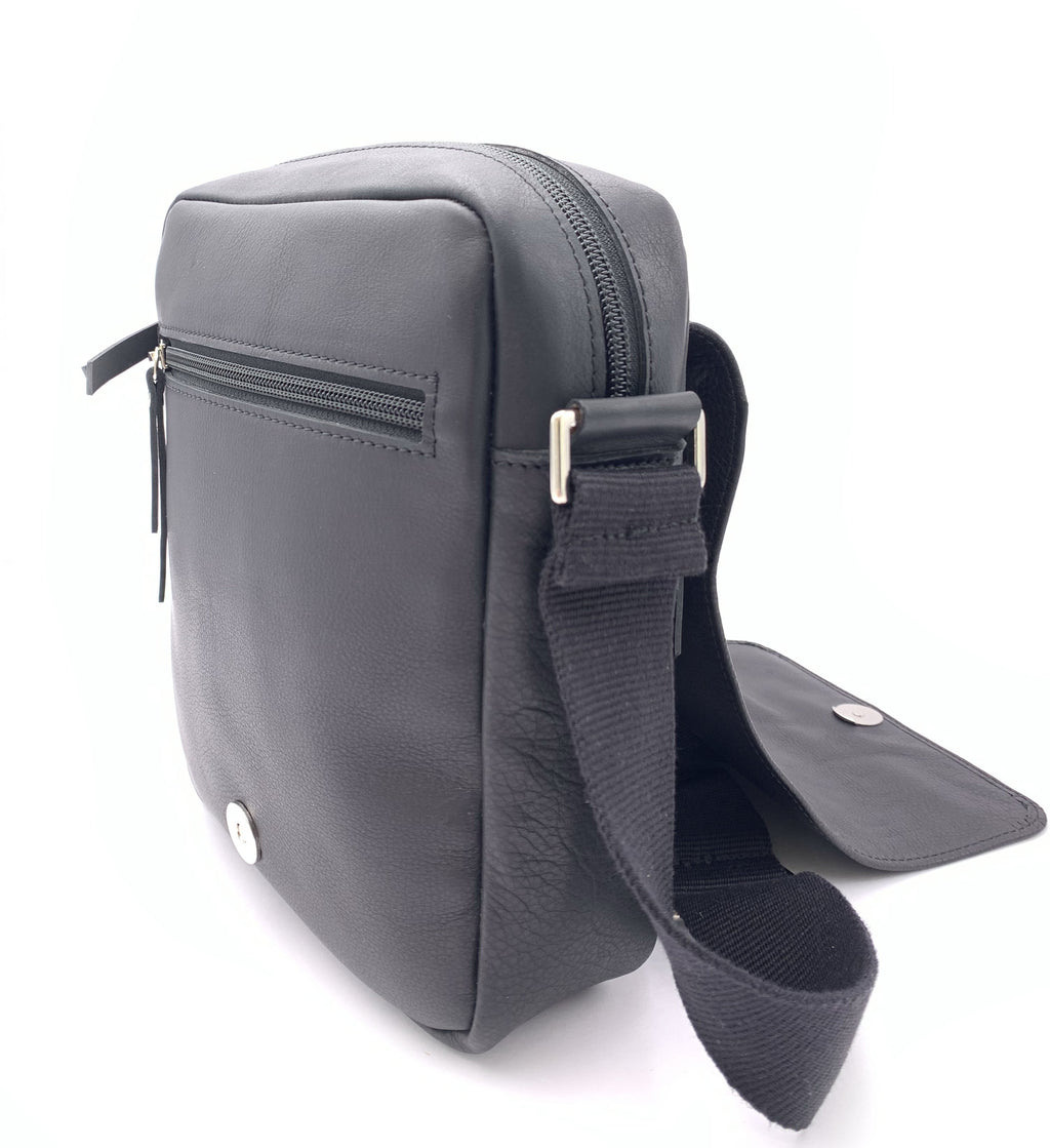 BOLSO BANDOLERA SOLAPA PIEL NEGRO